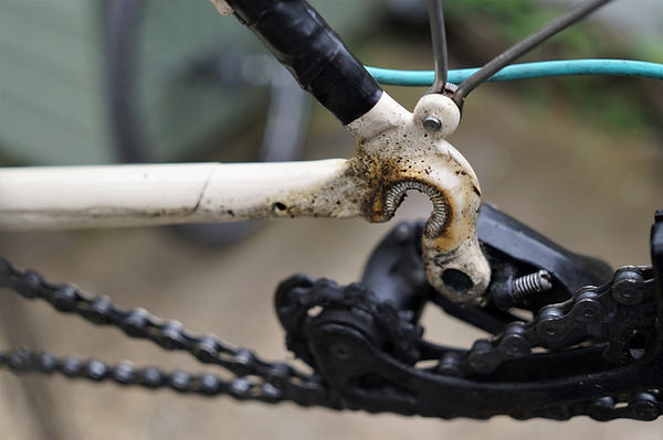 bicke bicycle dro out rear