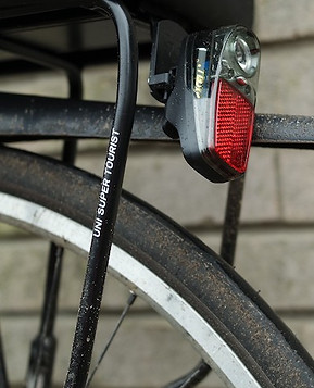 rear bicycle light on topeak rack