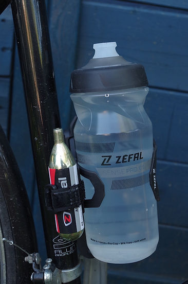 bottle water cycle bicycle hydration zefal