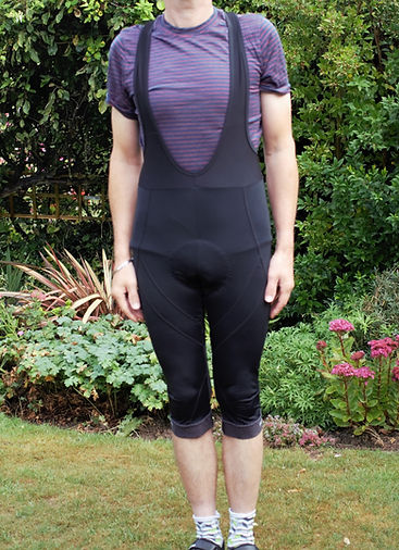 cycling bicycle cyclist gear cloting bib shorts tighs three quarters knickers
