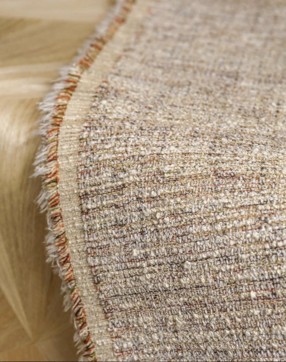 Tissu bouclé d’ameublement