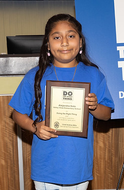 Alejandra Soto.jpg