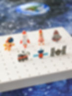 peguri fosforescente misiune in spatiu cosmos univers astronaut racheta lumineaza in intuneric montessori jucarii activitati