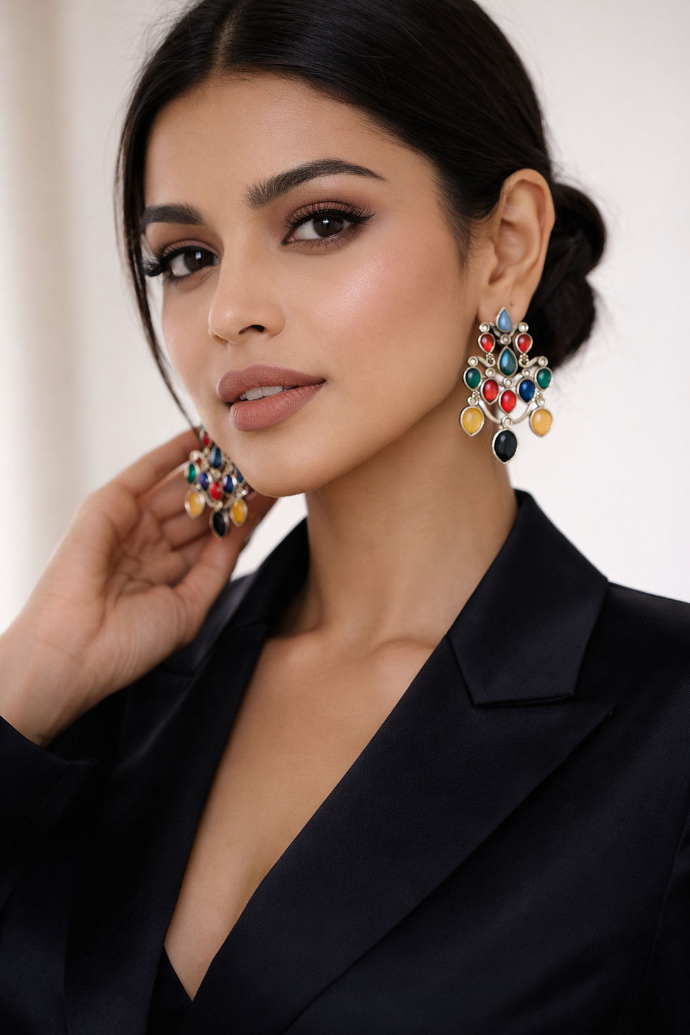 Thumbnail: Noor Multicolor Chandeliers