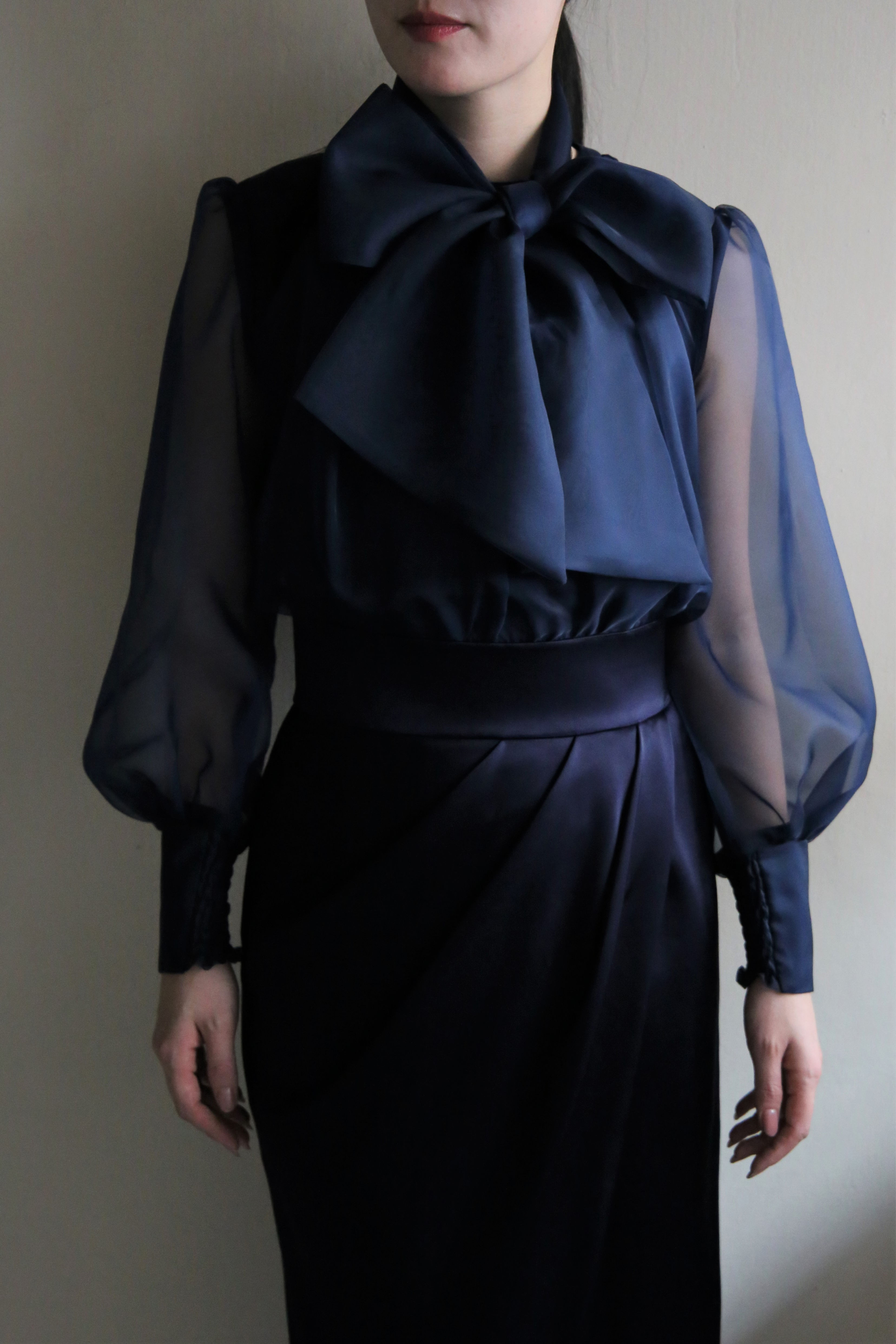 ブラウス付きドレープタイトワンピース