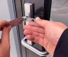 Emergency Service for commercial lockouts