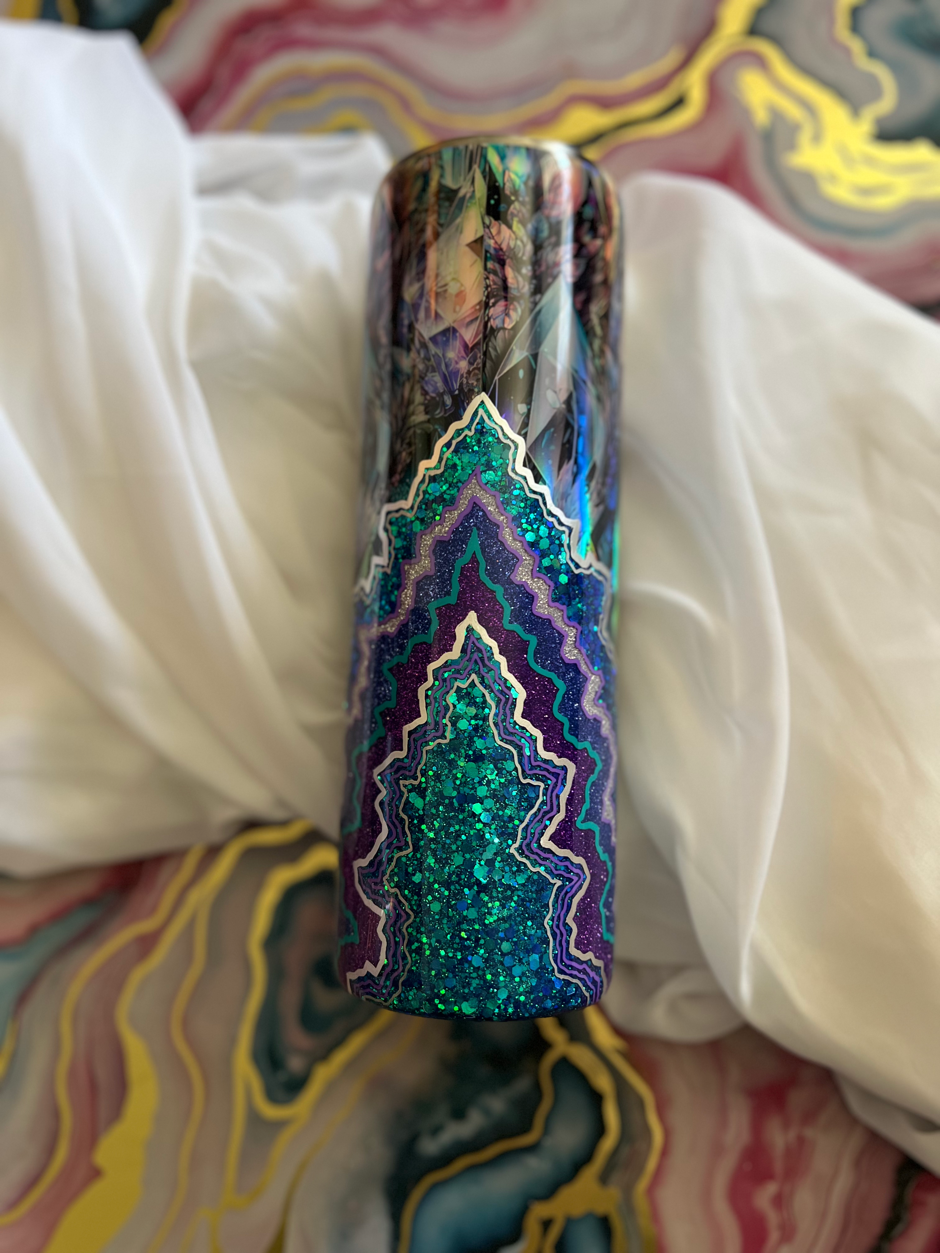 30oz holo crystal and geode 