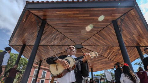 Kiosco Garibaldi Madera Cumarú