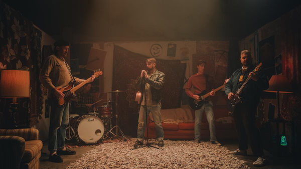 SILVERSTEIN ANNOUNCES "THIS IS HOW THE WIND SHIFTS" 10 YEAR ANNIVERSARY TOUR!
