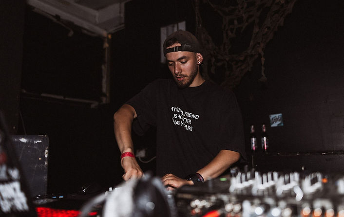 WhatsApp Image 2025-02-14 at 22.07.45.jpeg