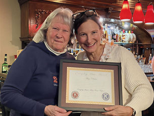 Kiwanis Club honors Sherwood Middle School Builder’s Club faculty advisor