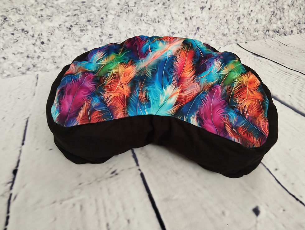 Halbmondkissen Federn