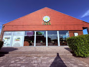 Bespoke Signage, 6meters corner lightbox wall, 3D letters, LED Signage, NEON Signage, Window Vinyls , Lightbox Menus at bespoke size, Pop-out Extruding lightbox signs