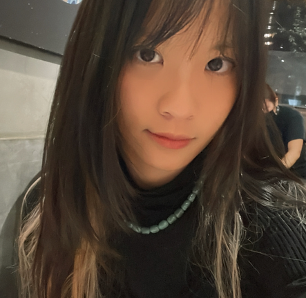 Mia Pham