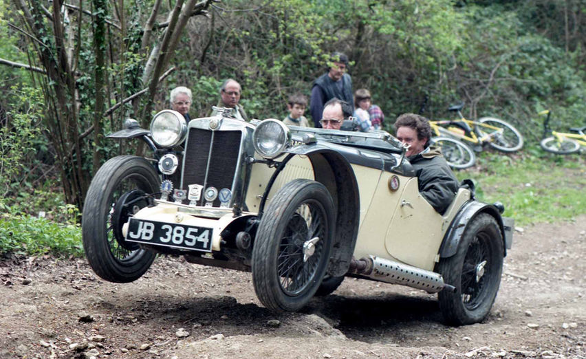 MG Cream Cracker team car. Kimber Trial Nailsworth ladder. 1995.