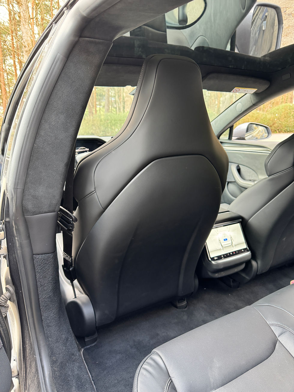 Miniaturbild: Umbau Tesla Model S Sitze auf Plaid Style