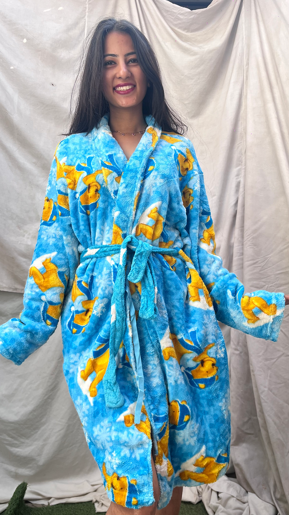 Thumbnail: Winnie the pooh knee length robe