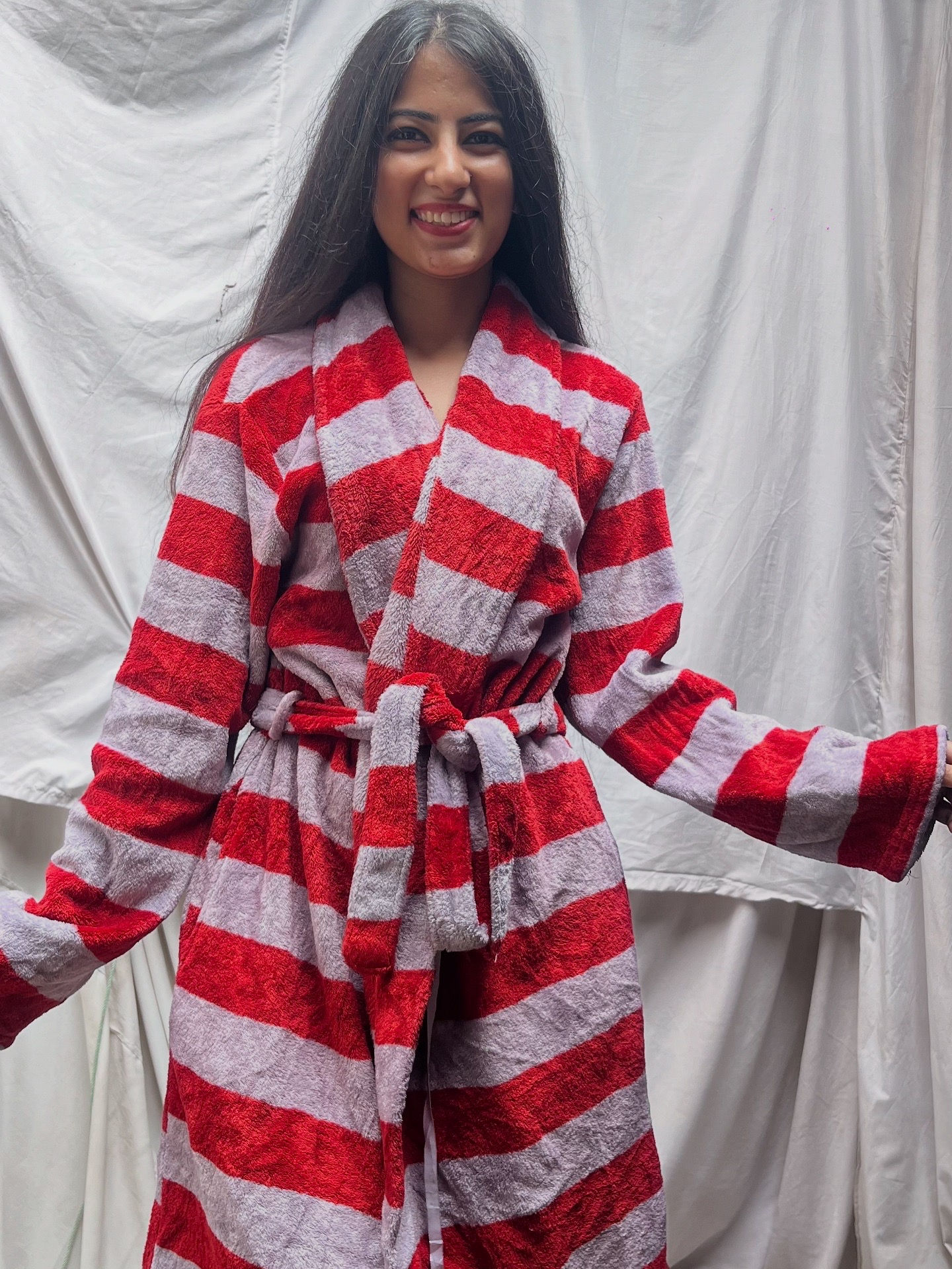 Multicolour maroon plush soft robe