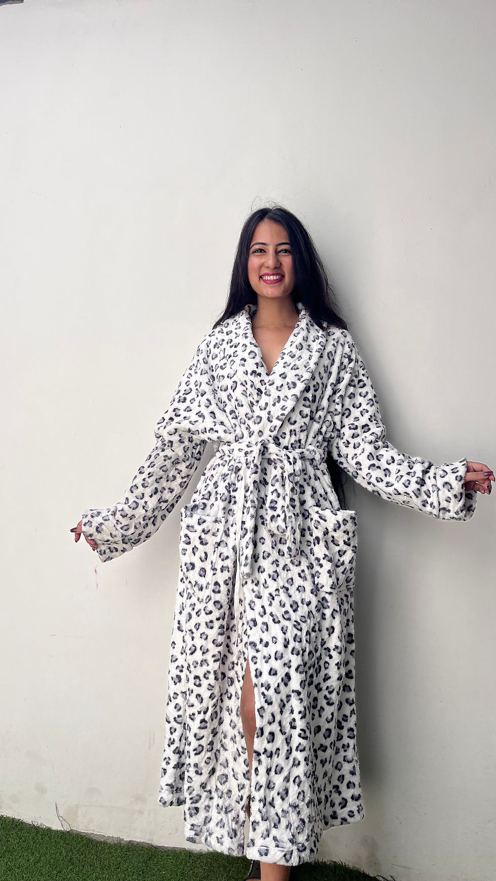 Thumbnail: Cheetah print full length free size Pinteresty bathrobe 