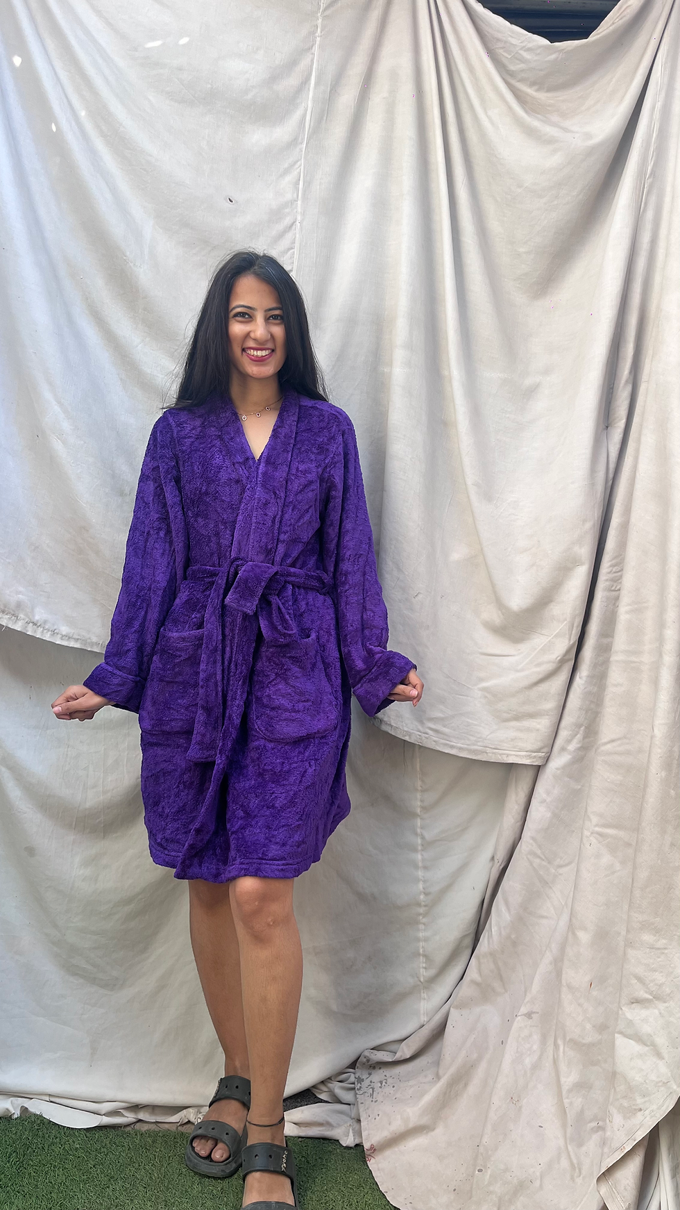 Thumbnail: Purple knee length robe
