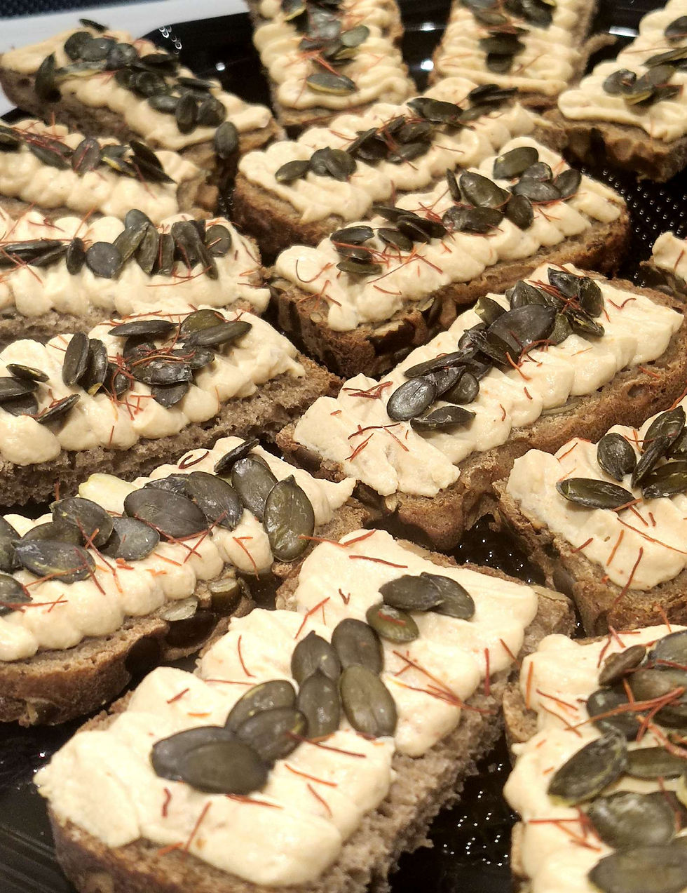 10x Žitný dýňový chlebík - Hommos 