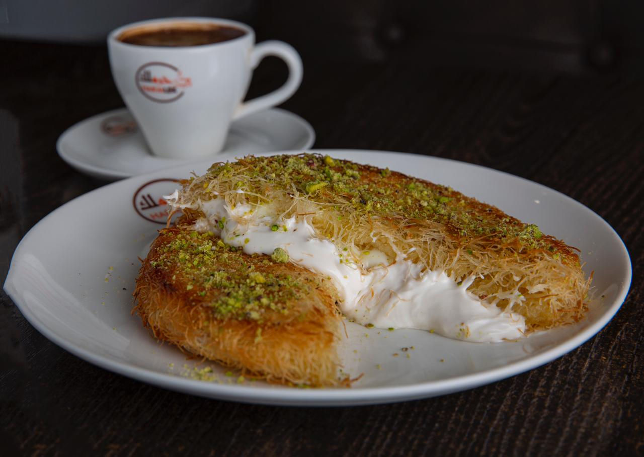 Kunafa Keshta Inside كنافة بلقشطة