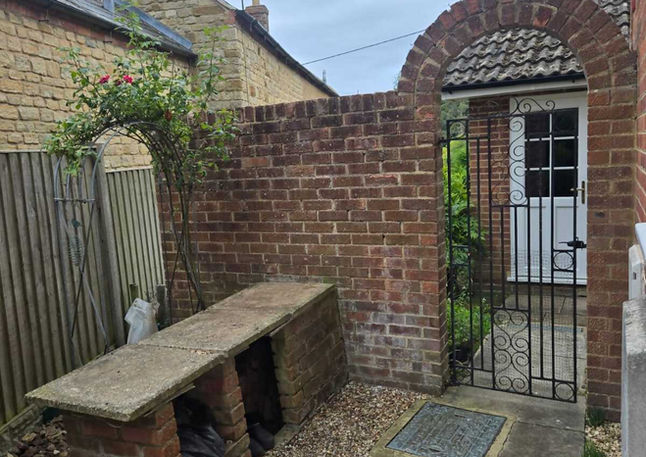 small run down side garden