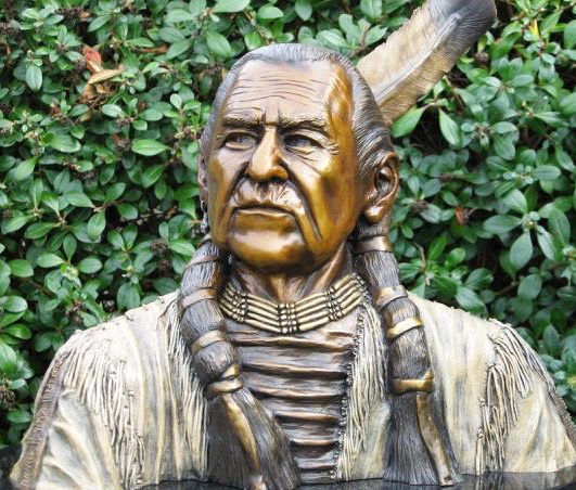 August Schellenberg as Sitting Bull, bronze.jpg