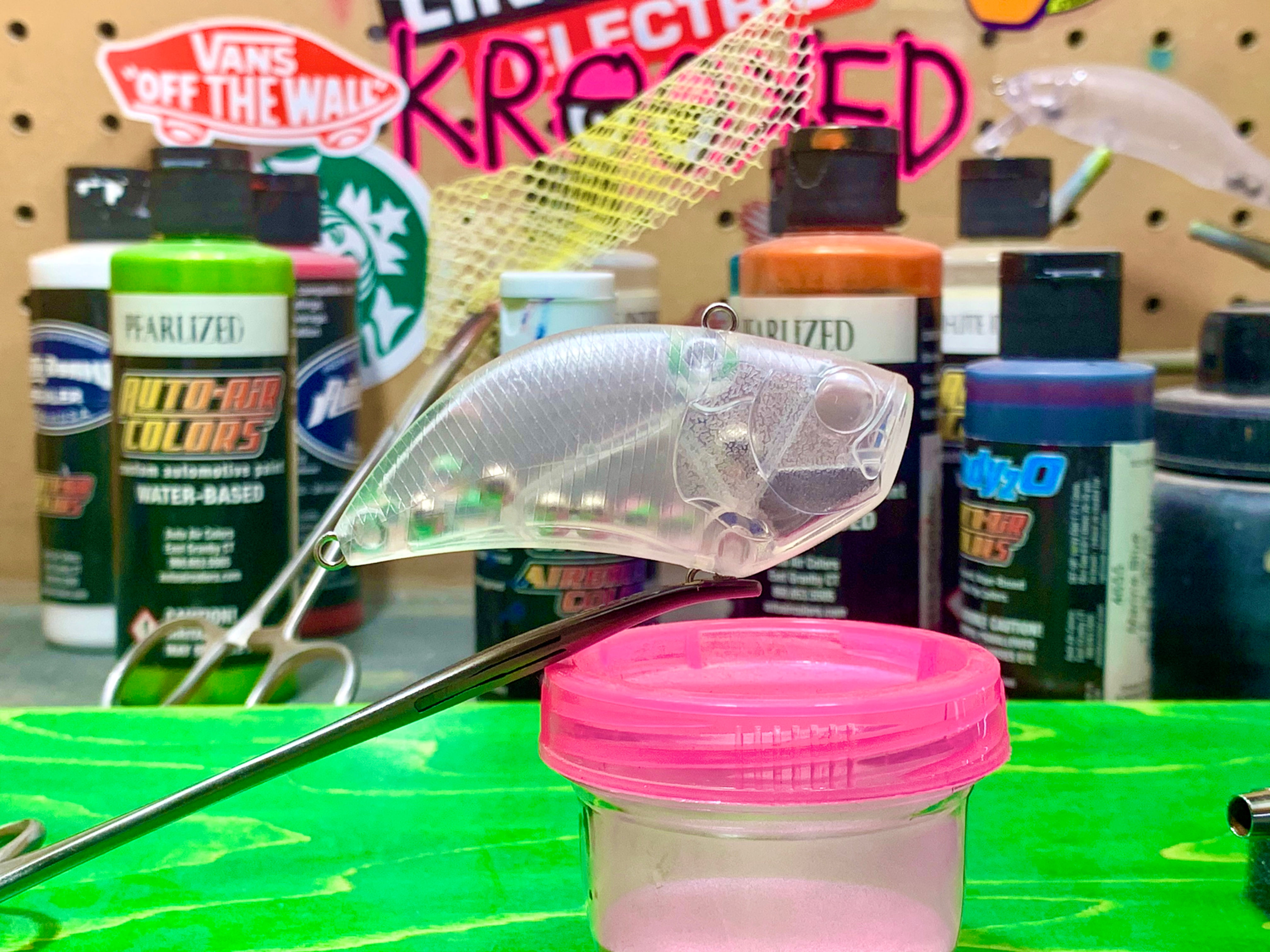 Alternative to Raid/Japan Vib-Big Lipless Crank 2.57"