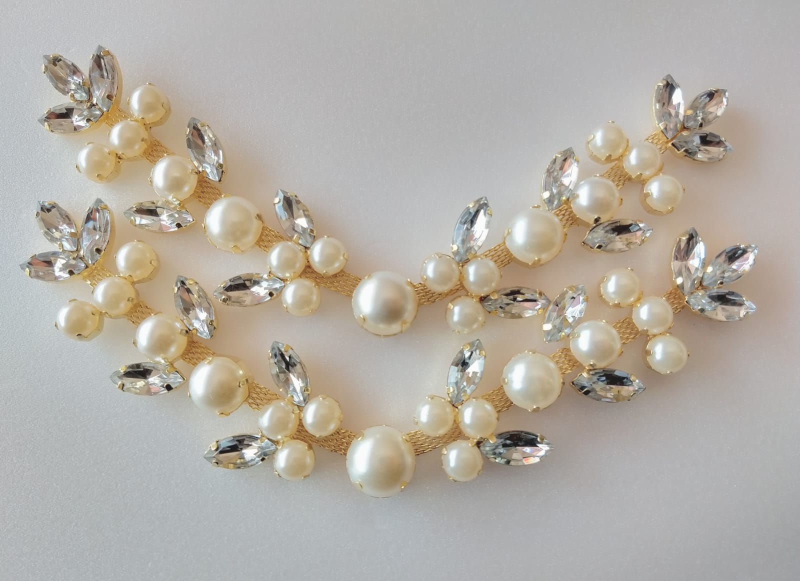 328 - Cabedal em V Banhado Perolado - par