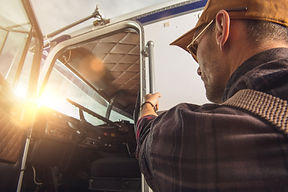 CDL Driver FMCSA Compliance and Safety