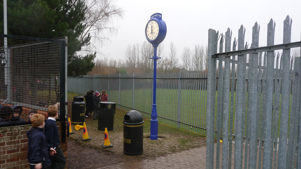 PILLAR CLOCK