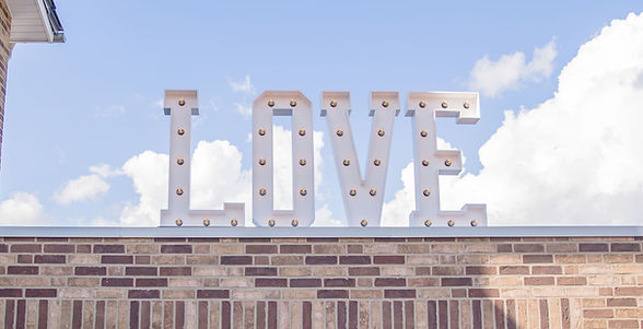 Beleuchtet LOVE Letters 