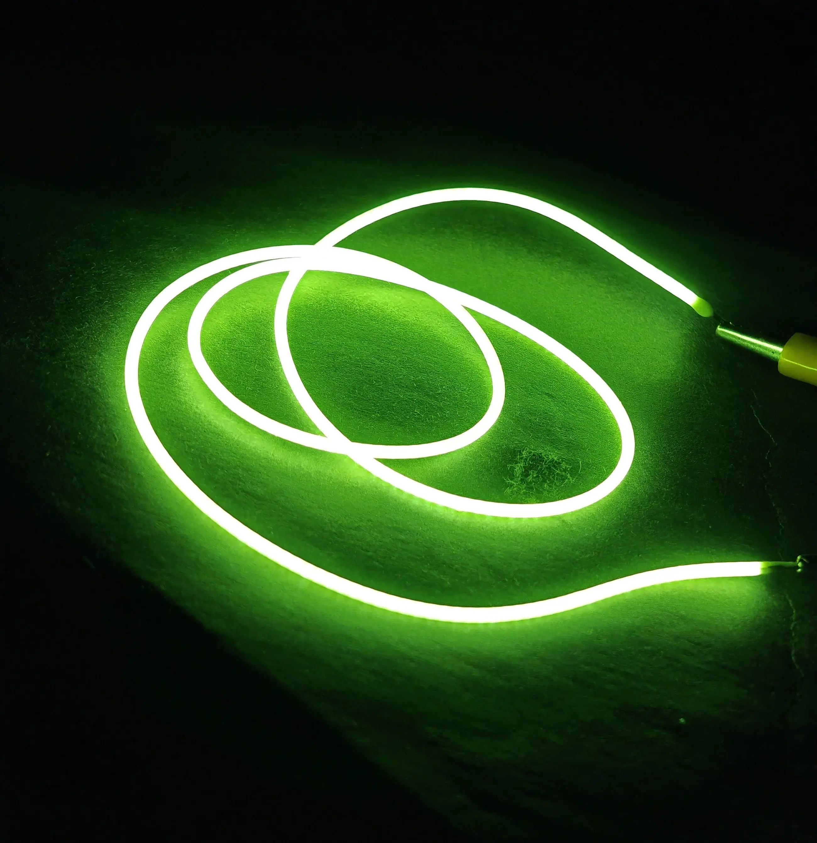 Autables Green Flexible LED Filament Light–1.8mmDia 24V 600mm opp ends