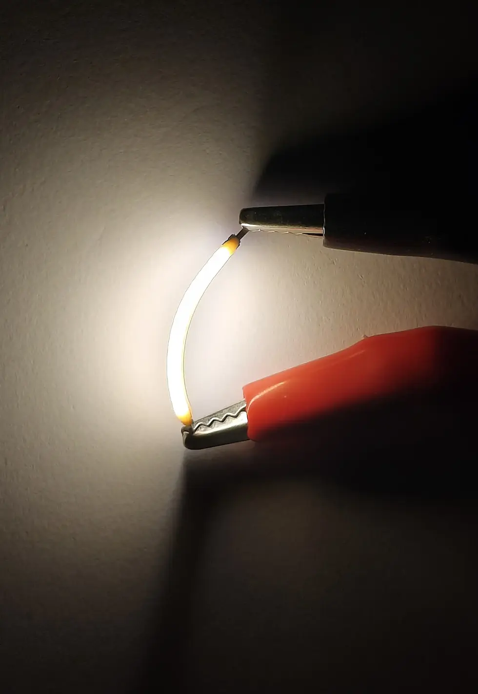 2700K Flexible LED COB Light–1.8mm Dia, 3V, 40mm Length, Opp ends(2 pcs)