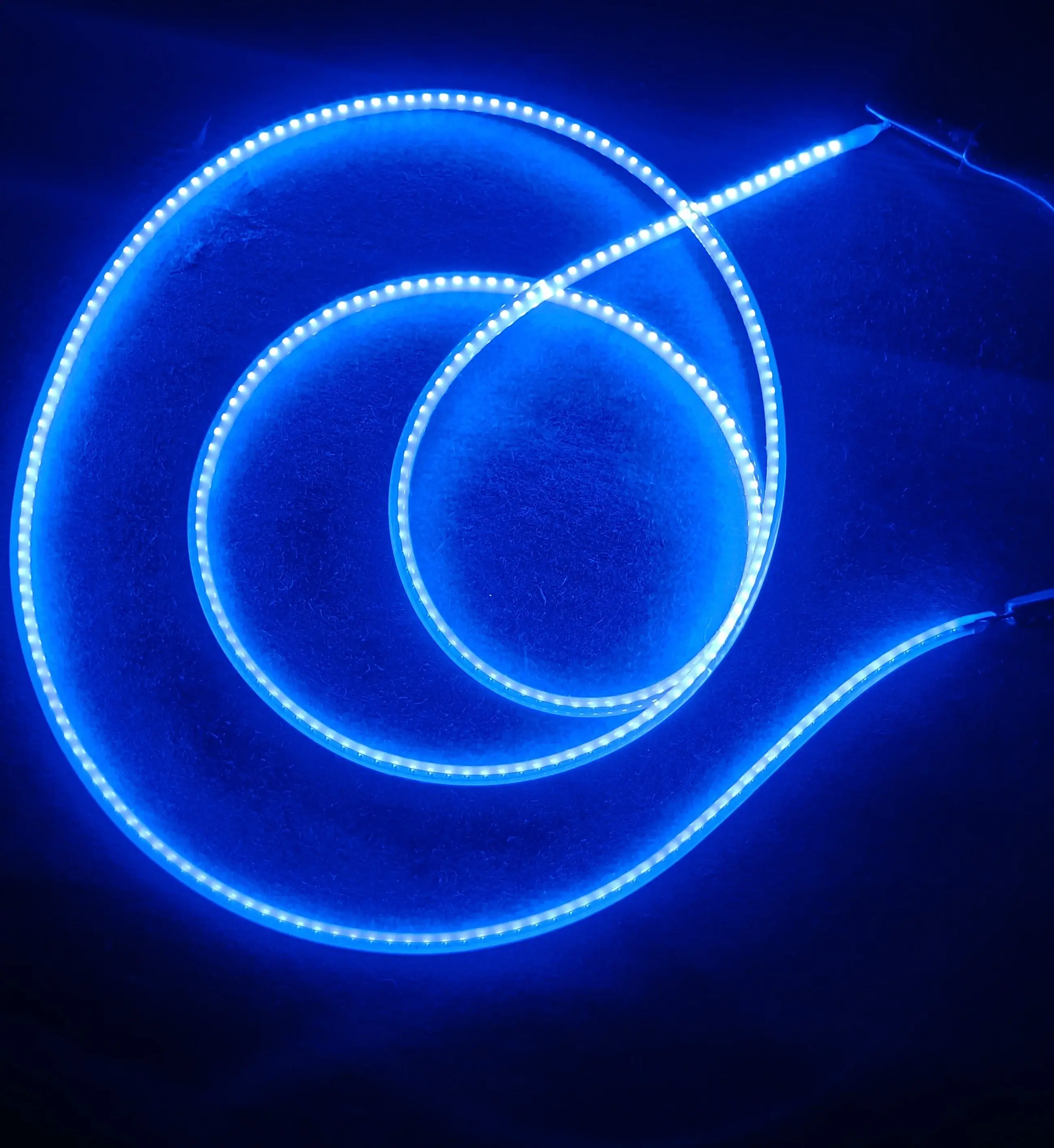 Autables Blue Flexible LED Filament Light–1.8mmDia 12V 600mm opp ends
