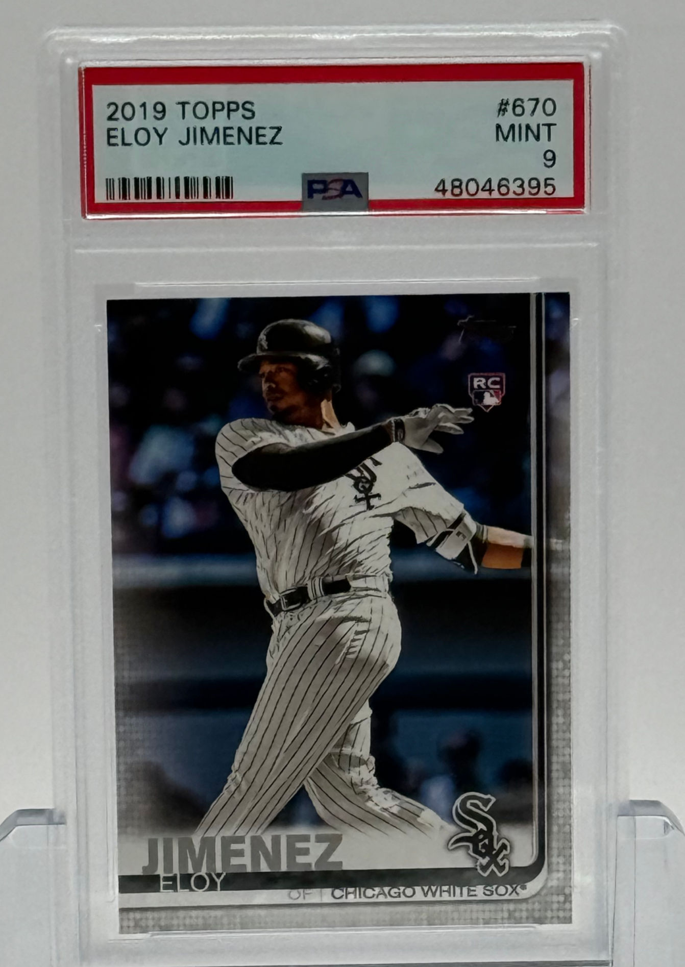 Eloy Jimenez (2019) – Topps #670 – Rookie Card RC - Front View