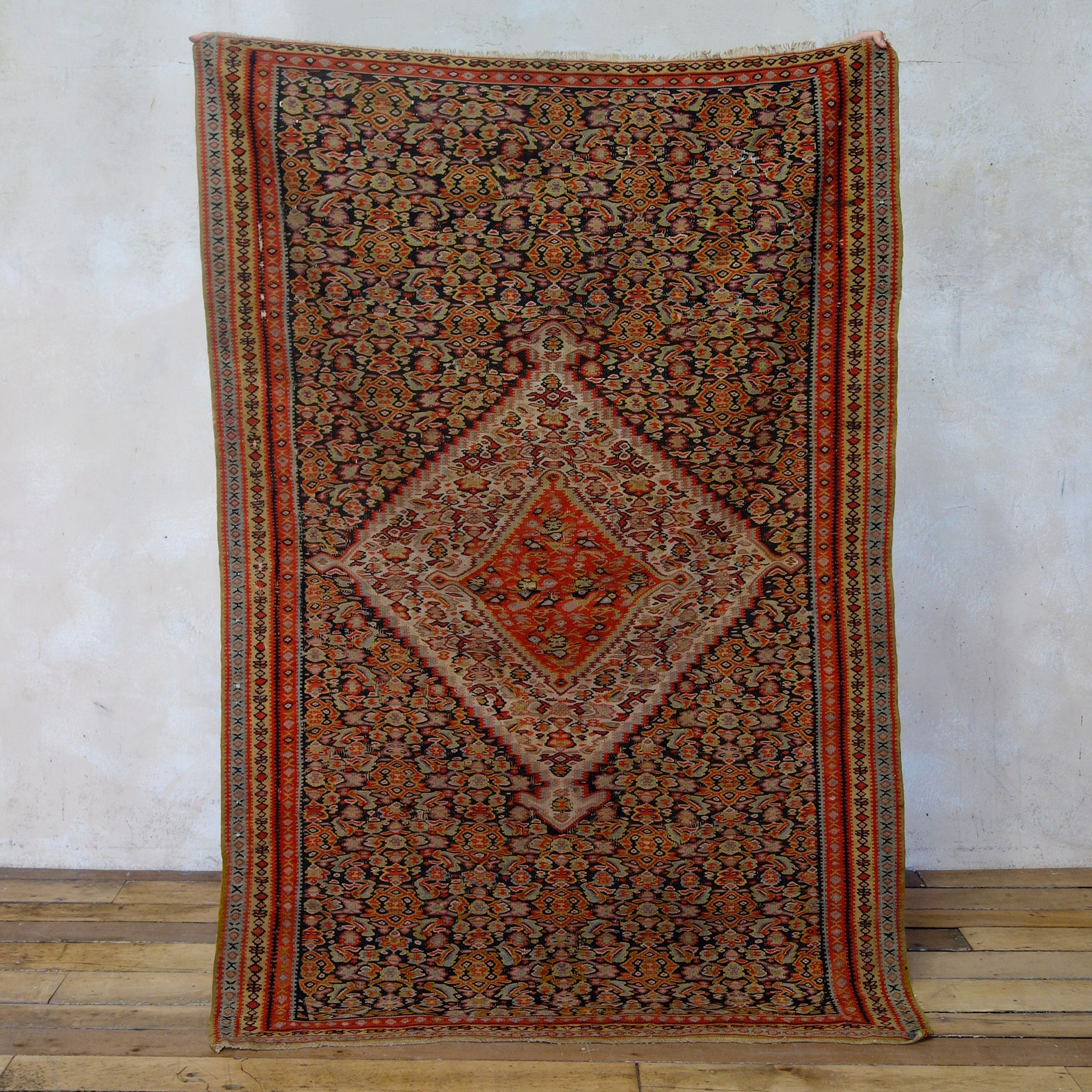 A Fine Early 20th Century Senneh Flat Weave Kilim Rug