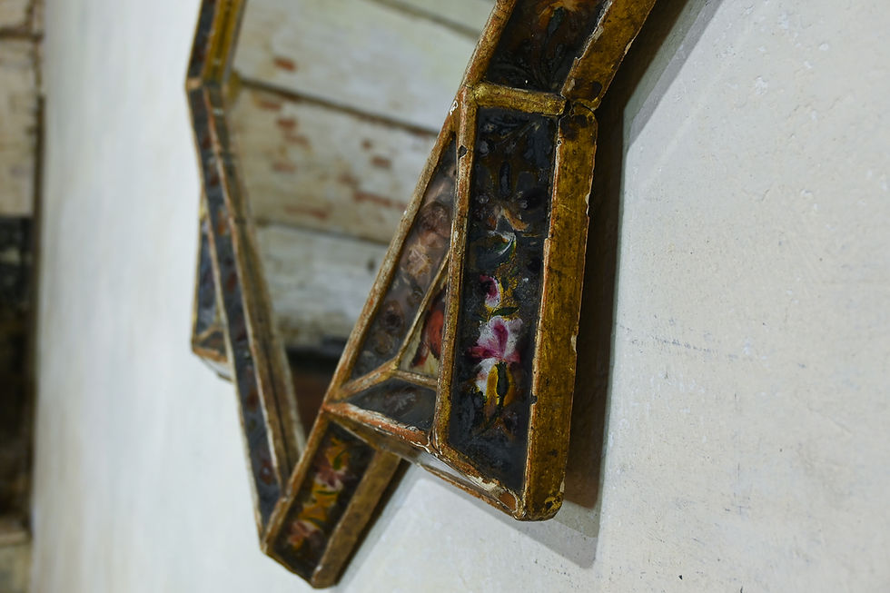Thumbnail: An Early 18th Century Giltwood and Verre Églomisé Venetian Mirror