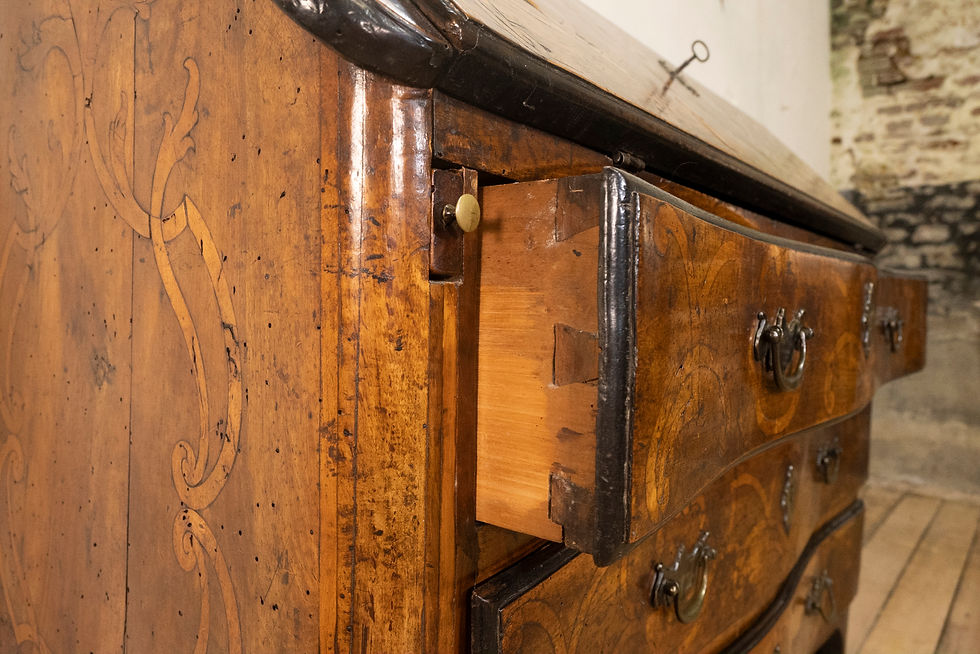 Thumbnail: An 18th Century Italian Piemonte Walnut Serpentine Bureau