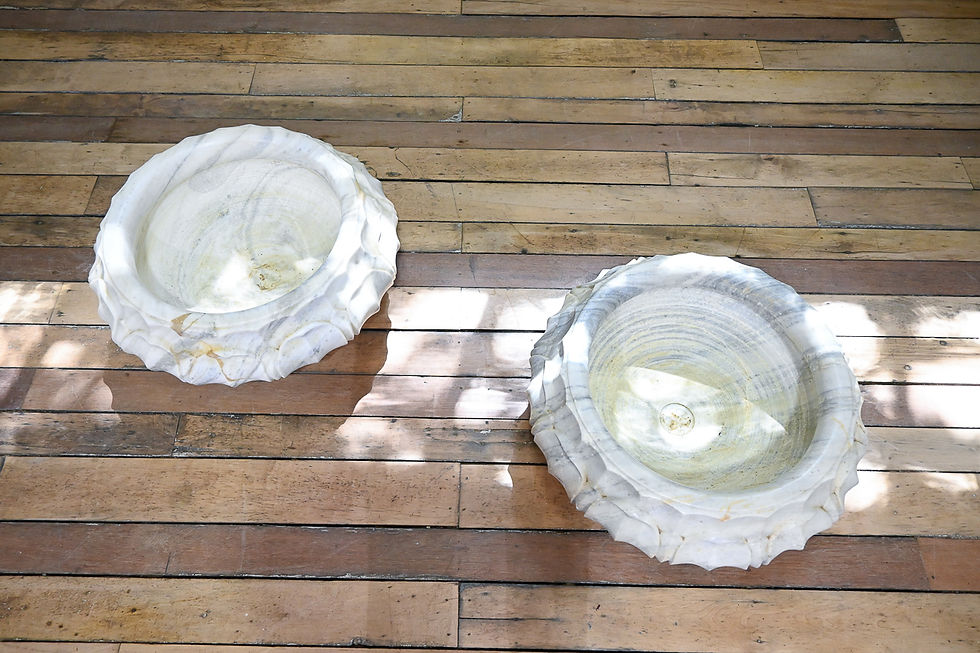 Thumbnail: A Pair Of Mid 20th Century Indian Carved Lotus Marble Jardinieres - Planters