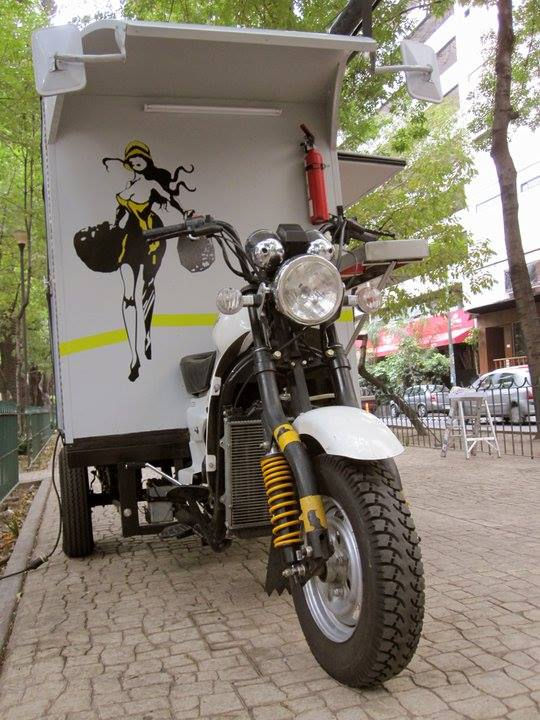 MOTO - Empanadería
