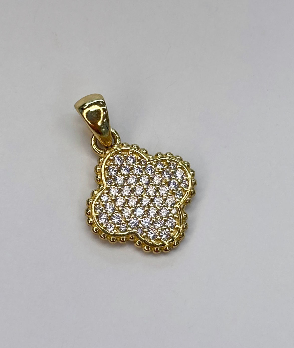 14K Gold Cz Flower Pendant 
