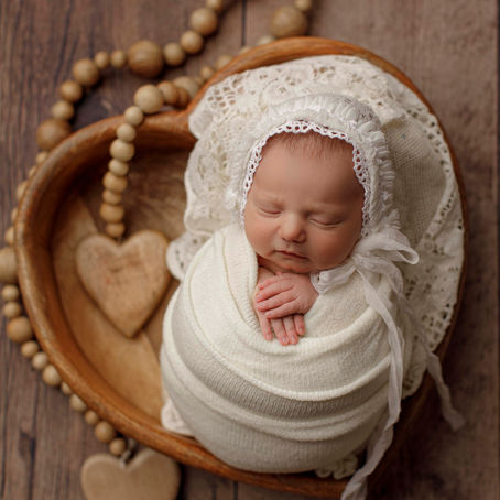 When to Schedule Newborn Photos