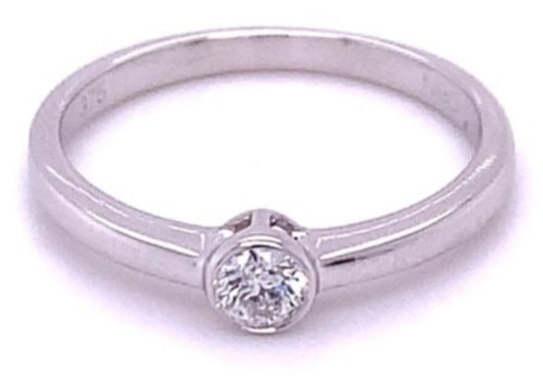0.15ct, Round Brilliant Solitaire Rub-Over Diamond Ring 9 kt Gold 1