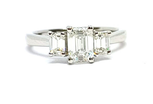 GIA Emerald Cut, 3 Stone Ring Platinum, 0.80ct/ 0.50ct 1