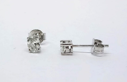 Oval Cut Diamond Studs, 18K Gold, 0.66ct /0.88ct 1