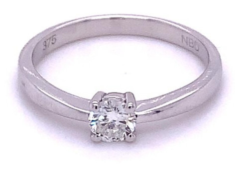 0.30ct, Round Diamond Solitaire Ring, 9kt White Gold 1