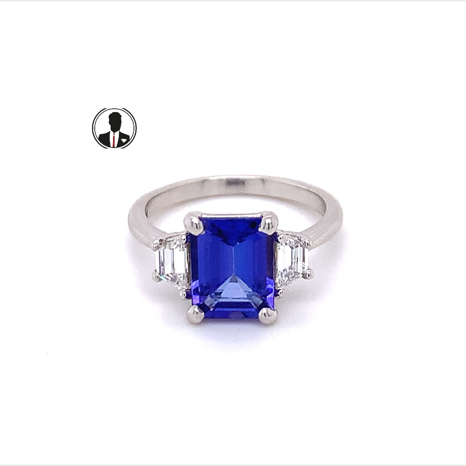 18kt White Gold Octagon Tanzanite 2.06ct & Trapezoid 0.42ct 3 Stone Ring
