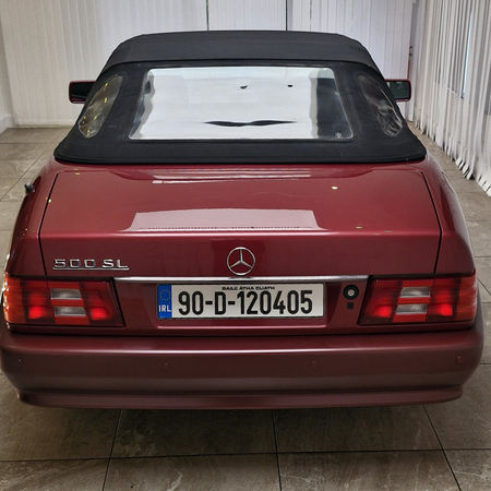 1990 Mercedes-Benz 500 SL Full Rear View